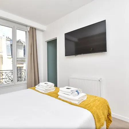 Cosy Bedroom - Tour Eiffel Champs De Mars 4a Appartement Parijs